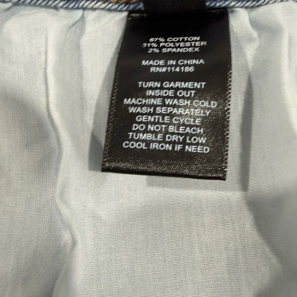 Frye / Women’s Light Blue Jeans / Size 16/34.